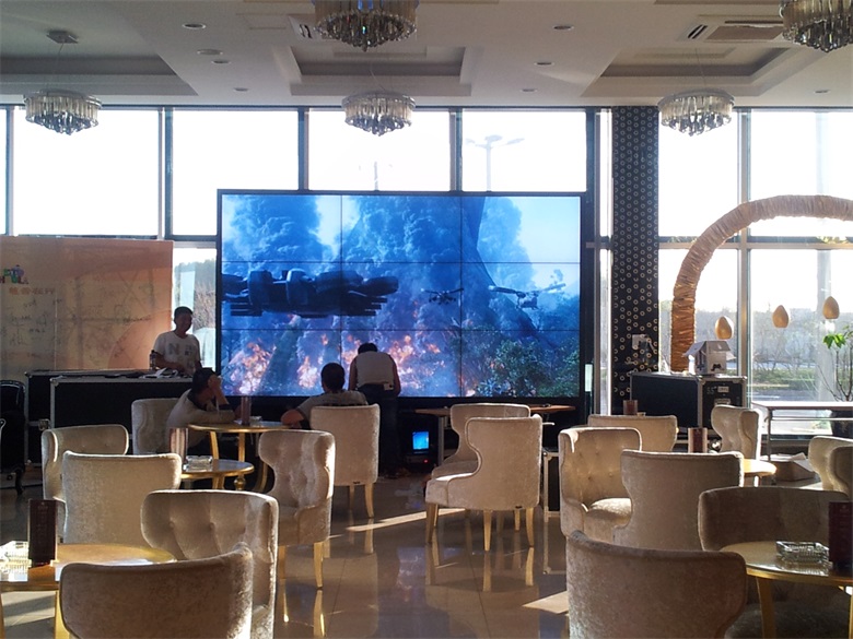 2012年哈爾濱哈西金爵萬象售樓處液晶拼接大屏幕